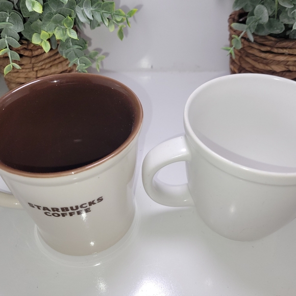 Set Of 2 Starbucks Coffee Tea Mugs - Picture 2 of 3